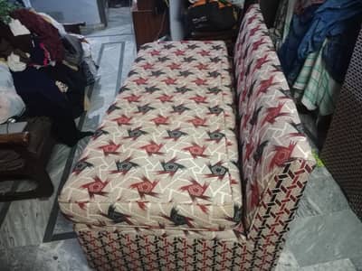 Big size sofacum bed good condition