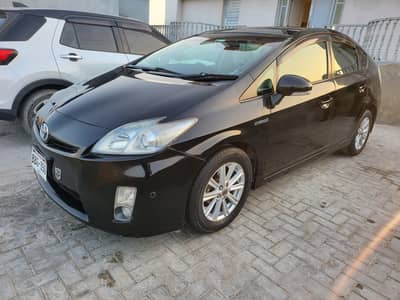 Toyota prius sunroof solar  Tom,s key gare model 2010 reg 2014