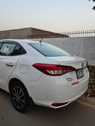 Toyota Yaris Sedan ATIV X CVT 1.5