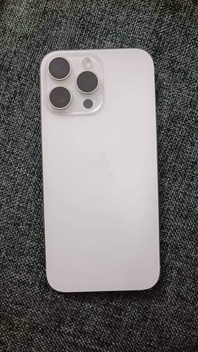 Apple iPhone 16 Pro Max