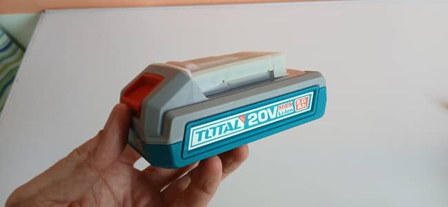 Total 20v PS20 Rechargeable Lithium Battery Pack with Fast Charger