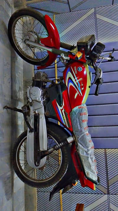 Yamaha YD 100 Junoon 2011 model