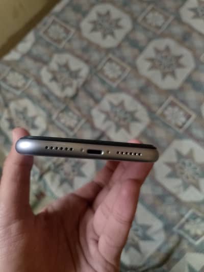 iPhone 11 Non PTA