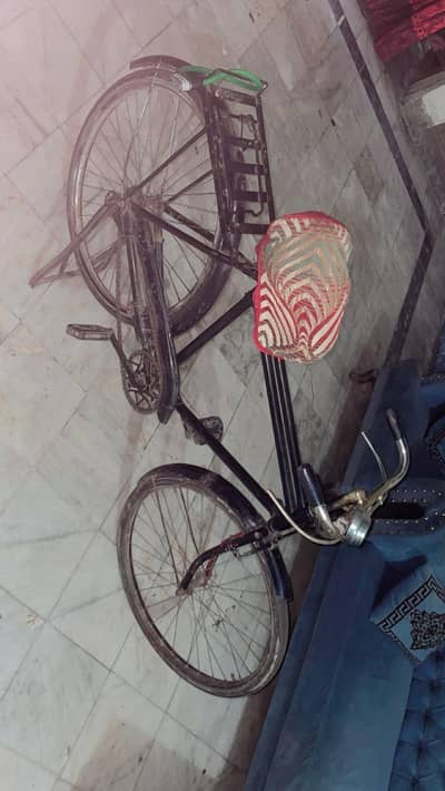 Har chij Jaise Hai vaise milegi behtarin cycle size 20.