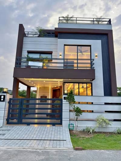 3 Years Installments Plan 5 Marla Modern Brand New House For Sale In LAKE CITY
