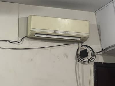 Mitsubishi 1.5 ton NON INVERTER AC with 2 ton power unit
