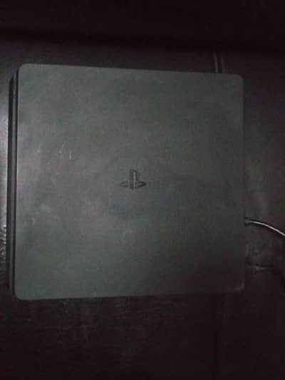 PS 4 Slim 500 GB | With Spider-man CD | Ready to Play