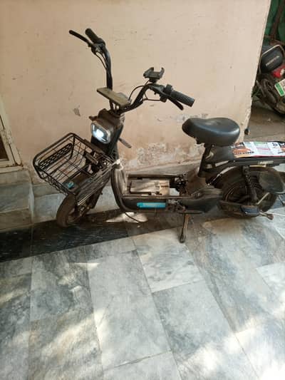 Electric scooty for kids