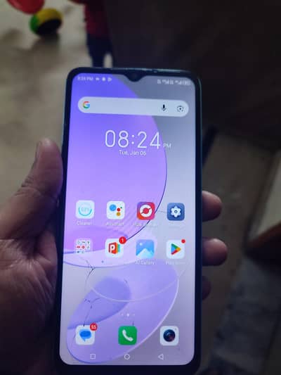 itel s23 8 plus 8 128  only minor glass break baqi all ok