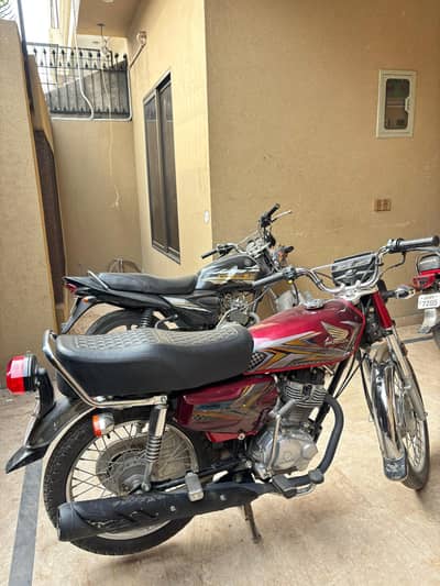Honda 125 2025 for urgent sale