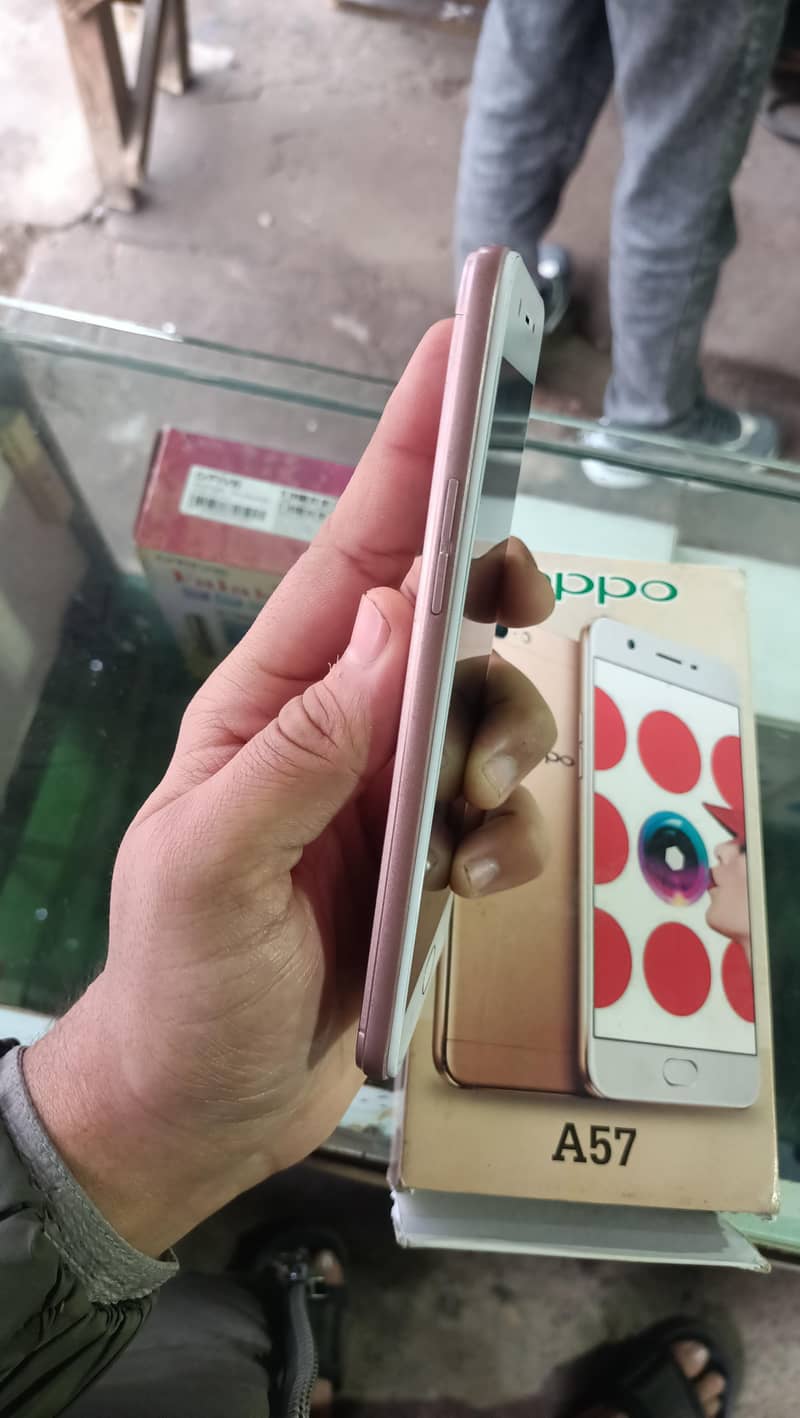 oppo A57 5