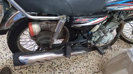 Honda 125 Model 2014 Black karachi Registration