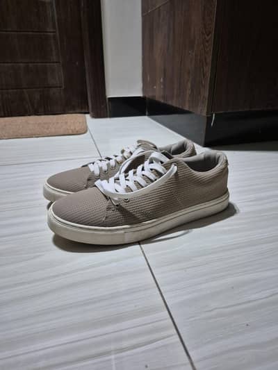 Beige Colour, Men's Casual Sneakers. Size 43.