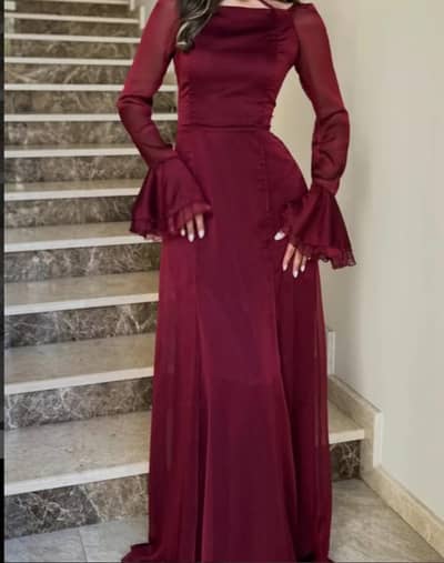 Medium Maroon dress with back strips