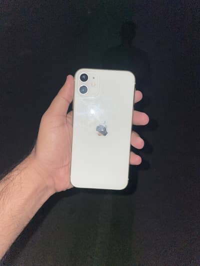 iPhone 11 pta 10/10 condition 64 gb