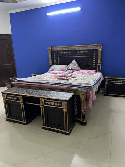 King size - double bed + 2 side tables + dresser + mattress