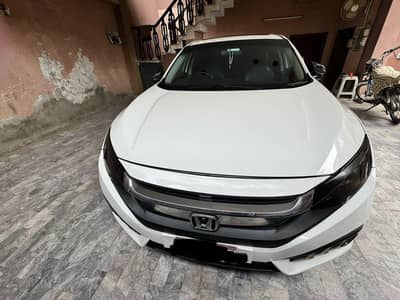 Honda Civic Oriel 1.8 i-VTEC CVT