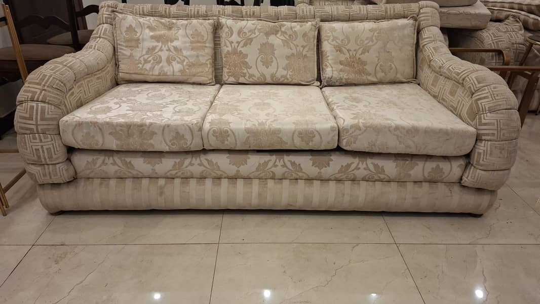 A class sofa set 5