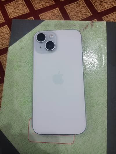 Iphone 15 equa White