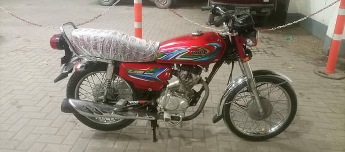 united 125 2023 03196335923