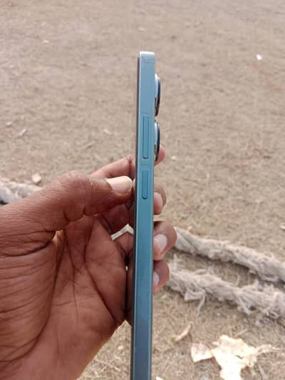 Redmi note 13 pro.     12Ram/512Gb