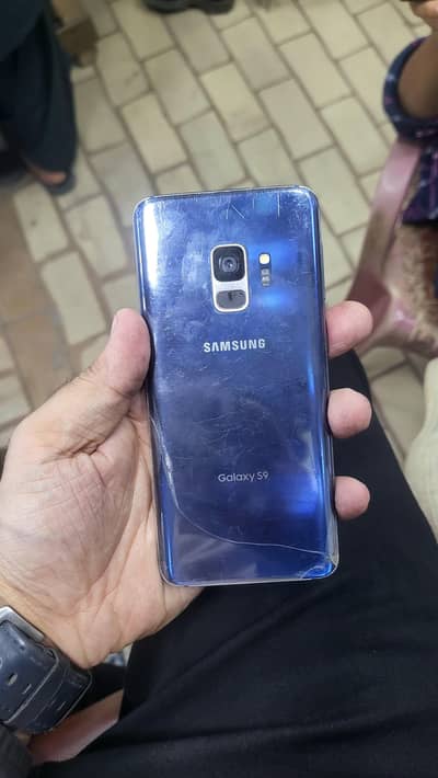 Samsung S9 4/256 official approved