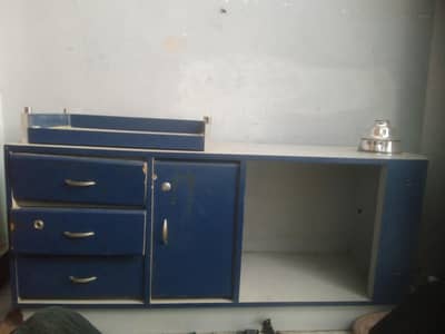 used table 3×5 available with 2 Glass5 mm