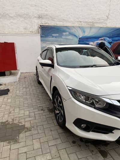Honda Civic X 2017 – 1.8 i-VTEC Oriel