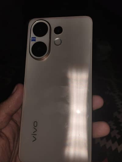 vivo v 60 brand new condition 15 din  used