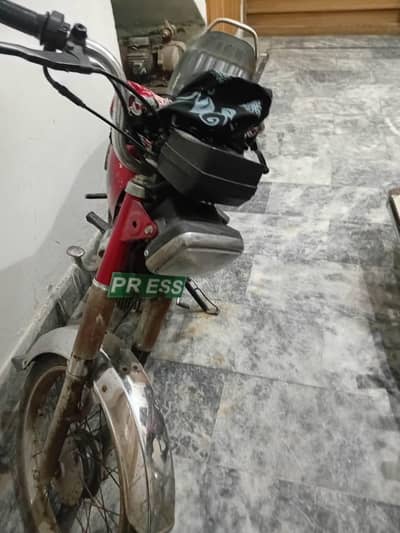 num nhi lga open letar hai budy pe Tory pasy lgny enjan all ok