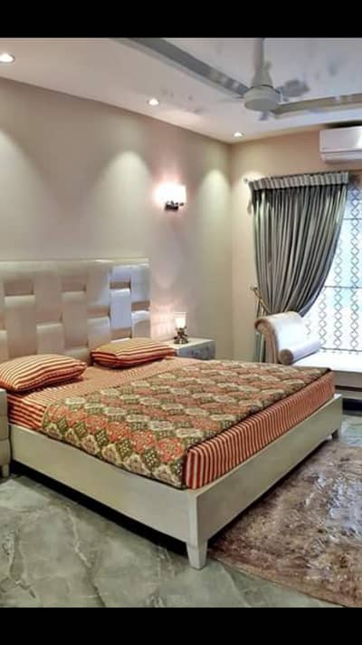 Par Day and short Time One and Two BeD Room appaertment Available for rent Bahria Town Phase 4 and 6 Empire Heights 2 family apartment any time available