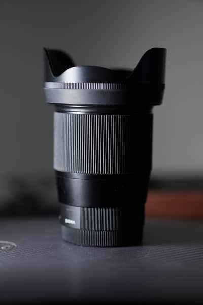 Sigma 16mm 1.4 Sony E Mount Almost New