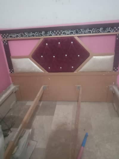 used bad  with out metrass