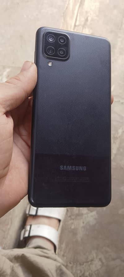 Samsung galaxy A12