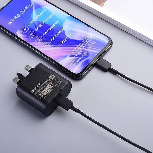 Samsung 25W Super Fast Charging Adapter (UK Plug, USB-C) - For Galaxy S Series, Note Series, Z Series