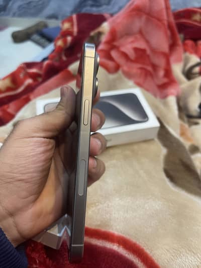 I phone 15 pro max non pta jv