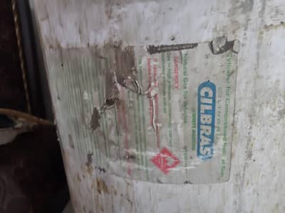 70 kgCar cylinder kit for sale. with all it's accessories