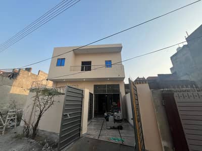 7 Marla house for sale. Price 95 lack. Location main ferozepur road kahna stop Lahore