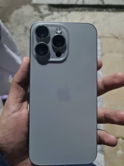 iphon 15 pro max ! 256 gb