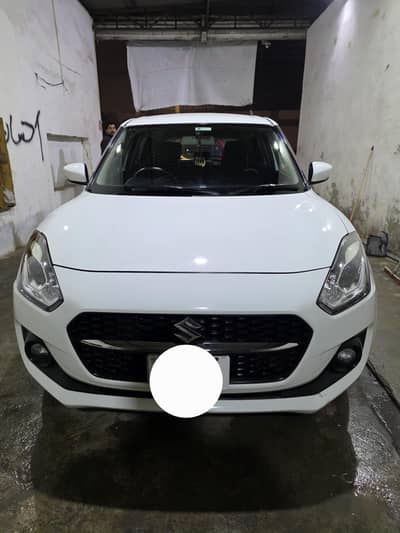 Suzuki Swift GLX CVT 2022/2023 – Full Option