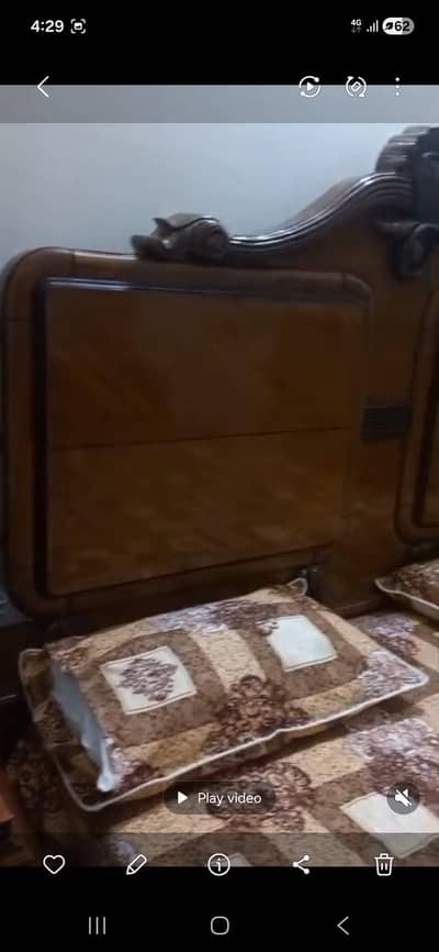 kimg size bed with 2 side tables and dressing table