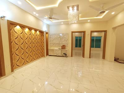 Rawalpindi Bahria Town Phase 8 1 Kanal House For Rent
