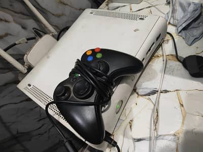 Xbox 360 With 2 Controller