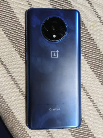 one plus 7 T 8 128gb