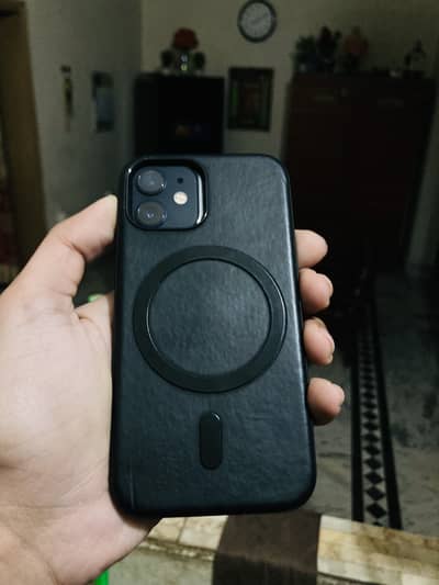 Iphone 12 mini ; 64GB jv battery health 83 percent