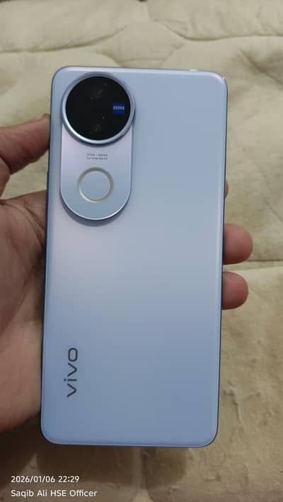 vivo v50 12 512gb