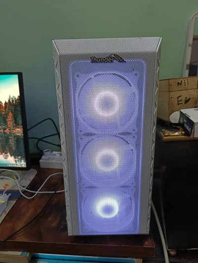 Gaming pc and gaming monitor for sale