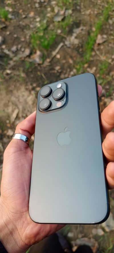 iphone 16 promax black tatinum  waterproof