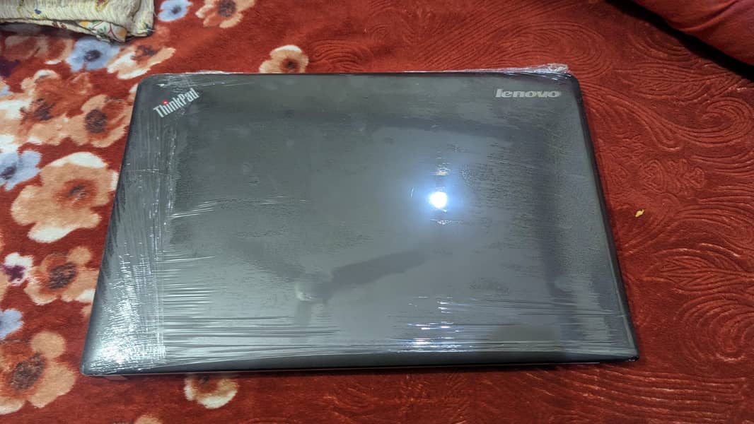 lenevo Thinkpad E540 6