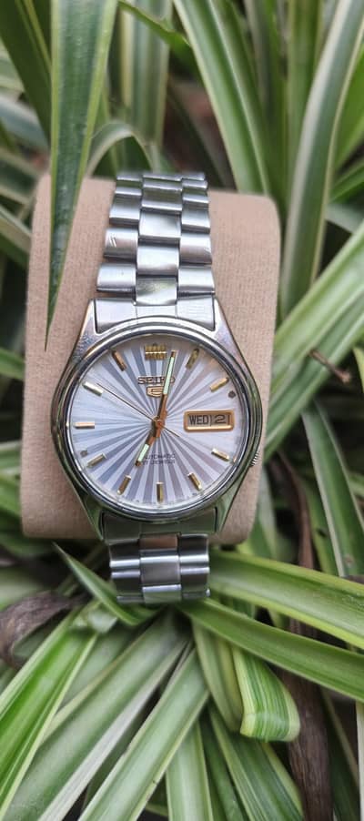 seiko5 automatic |17 jewels,rado,rolex,tissot,casio,citizen,omax,omega